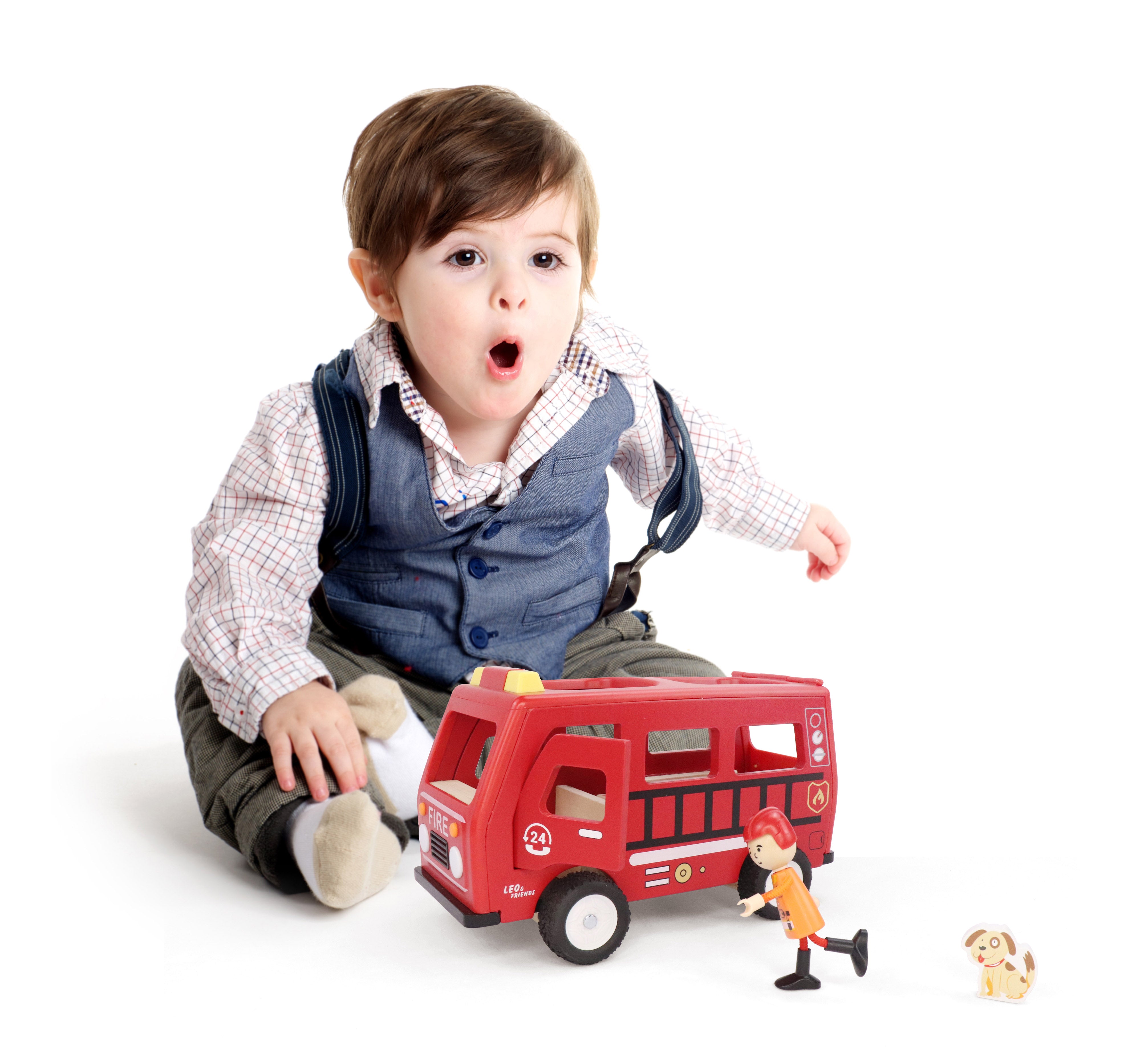 L&F Fire Truck Play Set, 3-Piece Wooden Play Kit with Fire Truck, Firefighter, and Dog Included | 3-Years and Older, Perfect for Preschoolers, Development Learning Toys