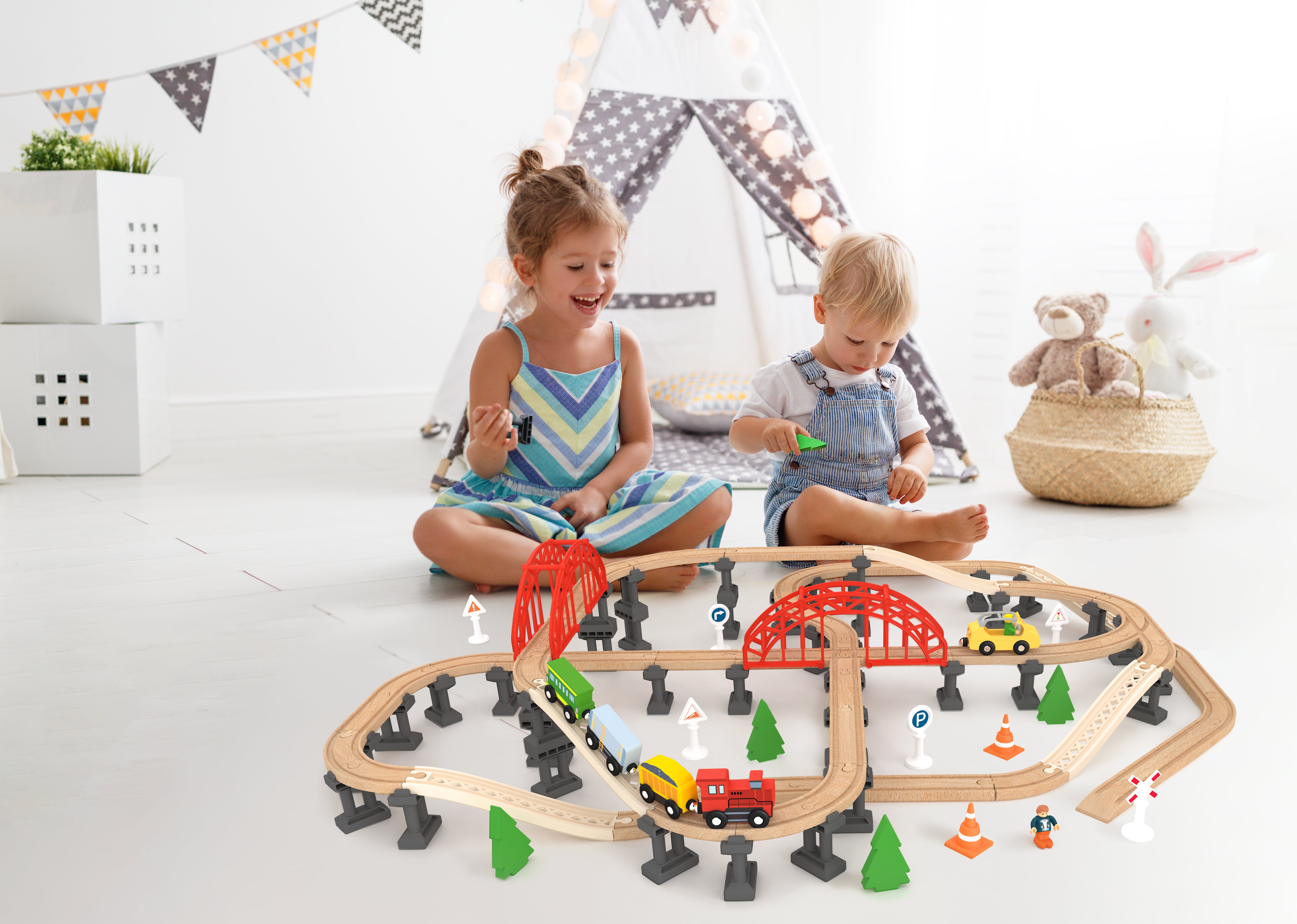 Leo & Friends Railway Bridge Set, Wooden Toy Bridge Set for Toy Cars