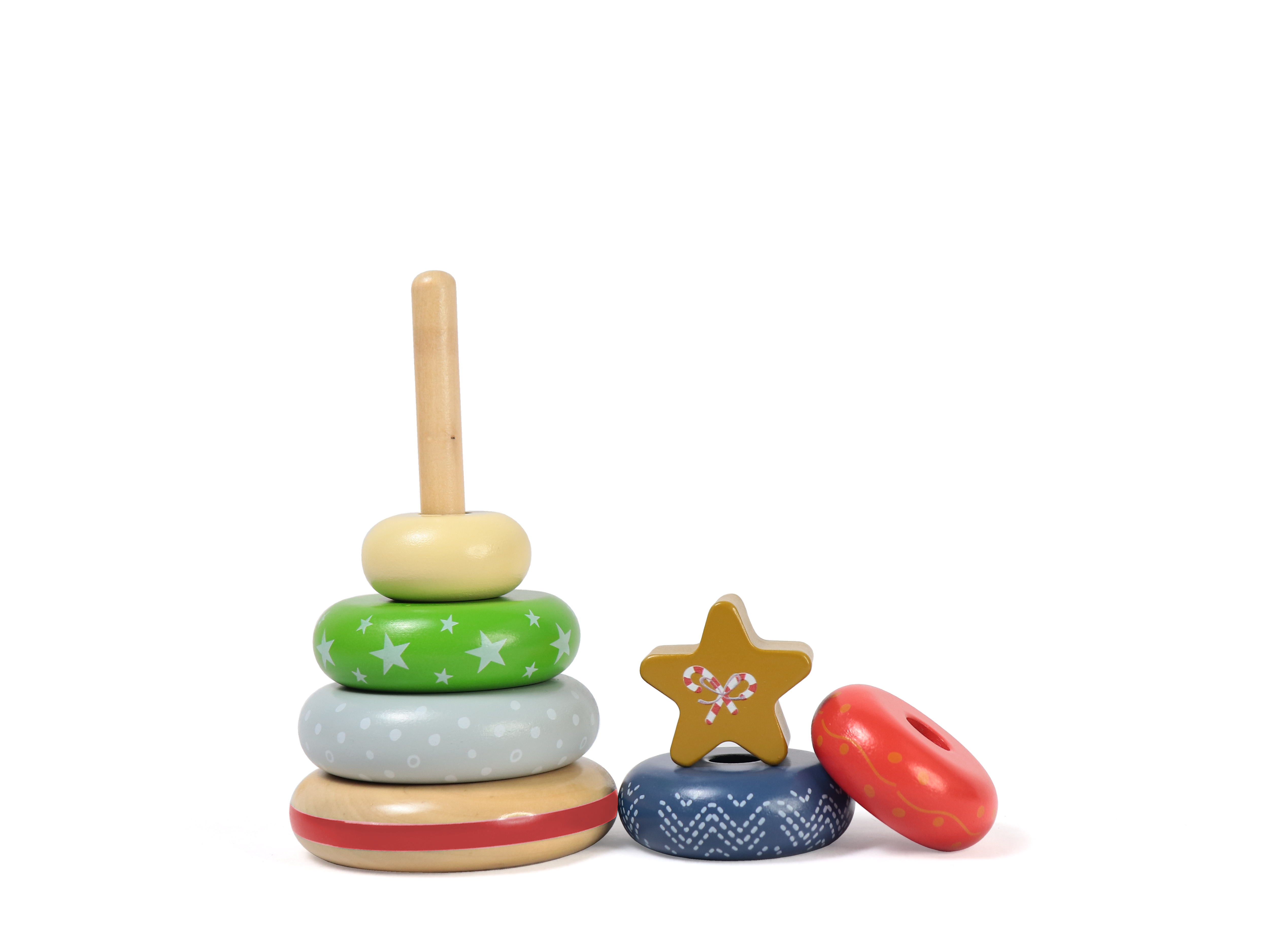 Leo & Friends Wooden Christmas Stacking Toy, 5 Wooden Rings, 1 Star On Top | Montessori-Approved Educational Kid’s Ring Stacking Tower, Perfect Christmas or Birthday Present