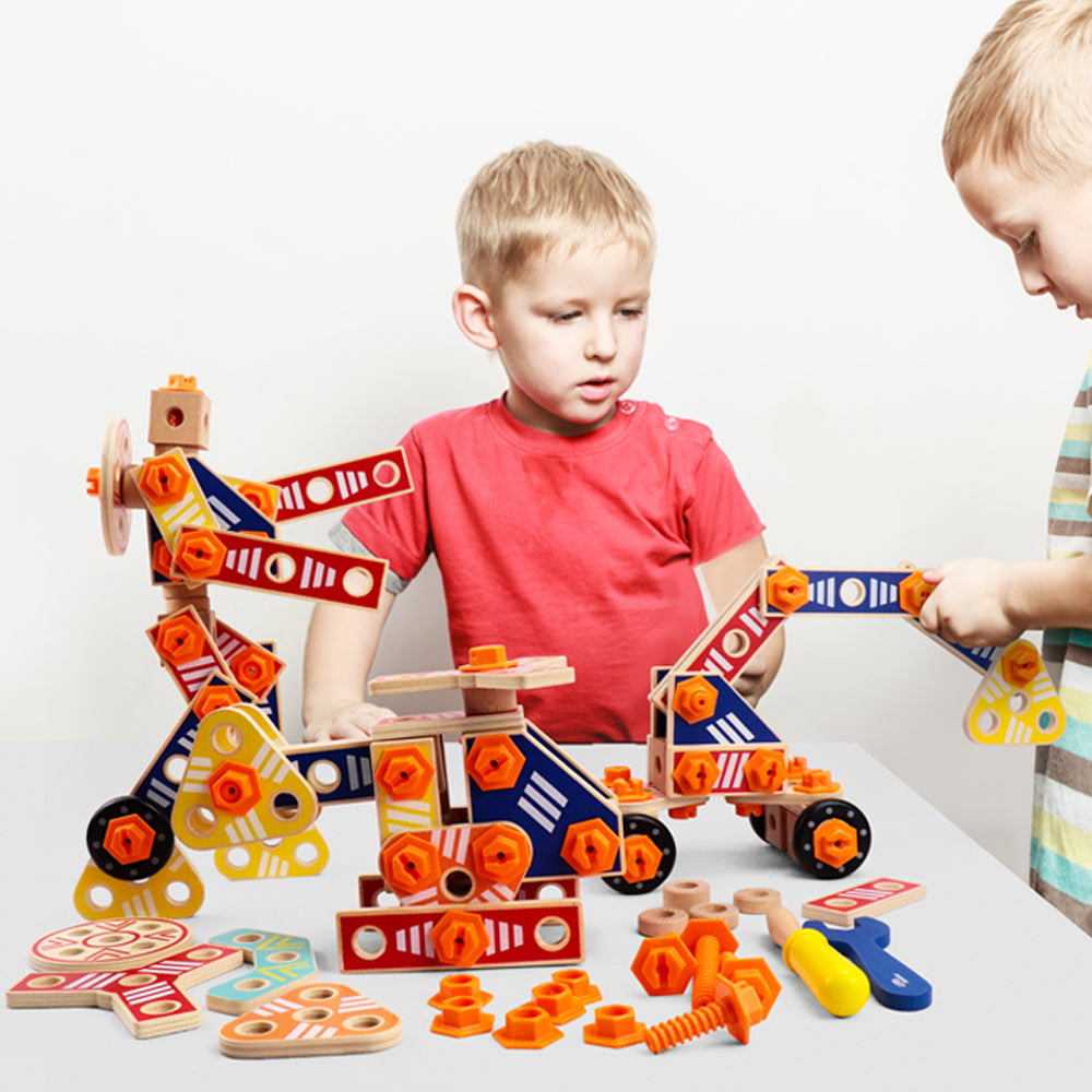 Leo & Friends Builder Set, 72-Piece Toddler Play Kit for Boys and Girls | Wooden Builder Construction Set, Perfect Birthday or Holiday Present | Safe, Non Toxic Sustainable Wood and Water-Based Paint Used