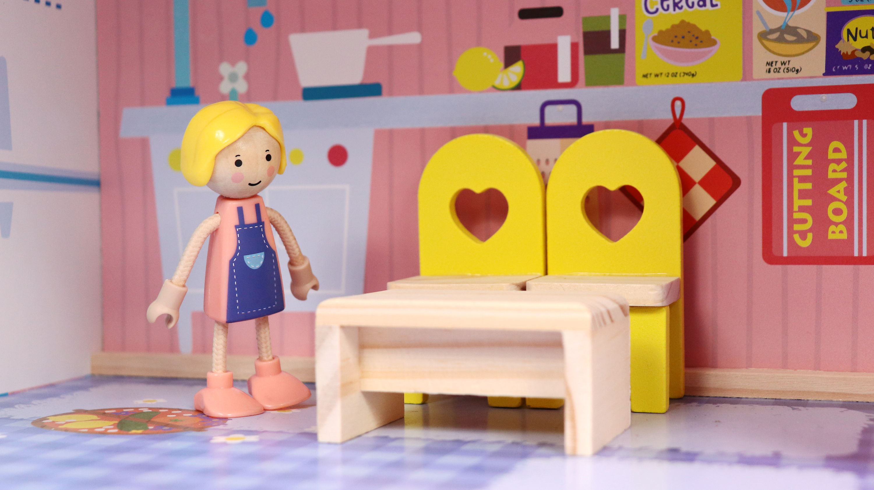 Leo & Friends Dream Doll House, dollhouse, durable dollhouse, dolls, multi-level dollhouse, creative play, entertained, accessories