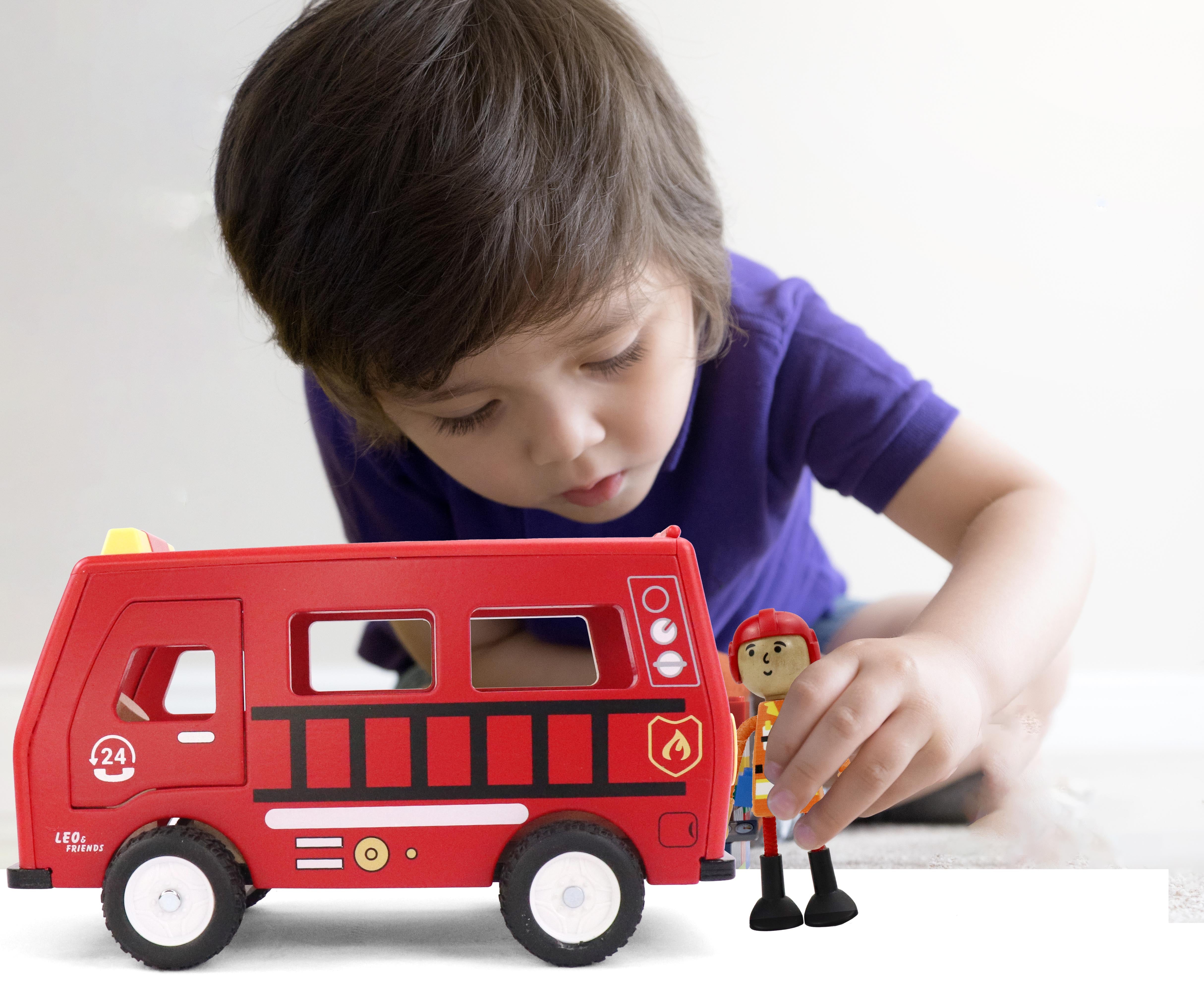 L&F Fire Truck Play Set, 3-Piece Wooden Play Kit with Fire Truck, Firefighter, and Dog Included | 3-Years and Older, Perfect for Preschoolers, Development Learning Toys